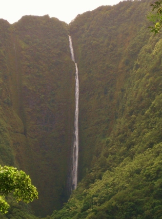 hiilawe falls